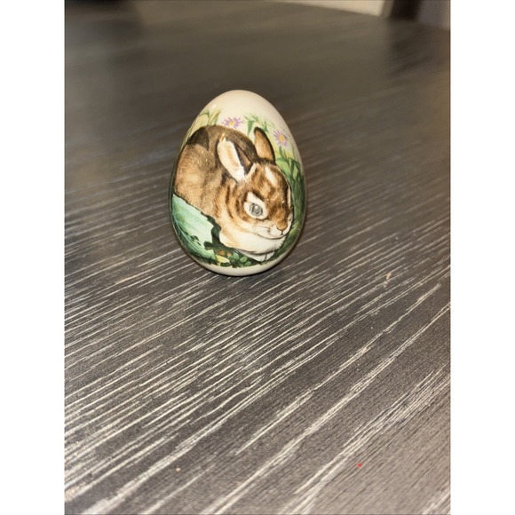 The Unbranded Brand Other - Hand Painted Glazed Egg Bunny In Garden Great For Easter